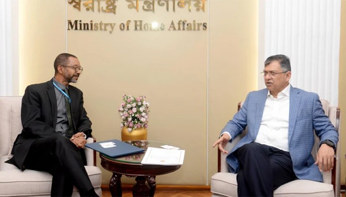 ​সার্বিক সংস্কার প্রক্রিয়ায় সহযোগিতা করতে চায় ইউএনডিপি: স্বরাষ্ট্রমন্ত্রী