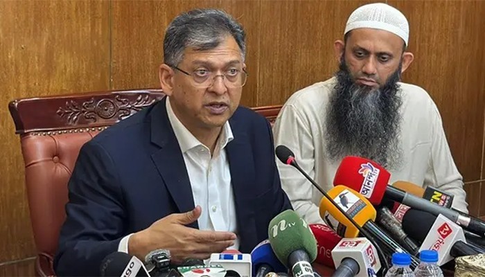 ​আইনশৃঙ্খলা পরিস্থিতি ২০২৫ সালের তুলনায় ভালো: স্বরাষ্ট্রমন্ত্রী