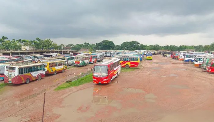 থমকে আছে উত্তারাঞ্চলের যোগাযোগ ব্যবস্থা