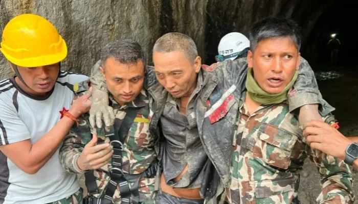 নেপালে এখনো নিখোঁজ ৫ হাজার মানুষ