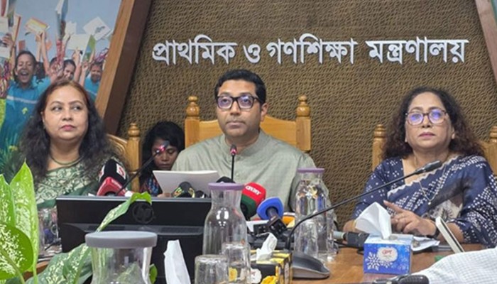 ​প্রাথমিক বিদ্যালয়ের বদলি অনির্দিষ্টকালের জন্য স্থগিত
