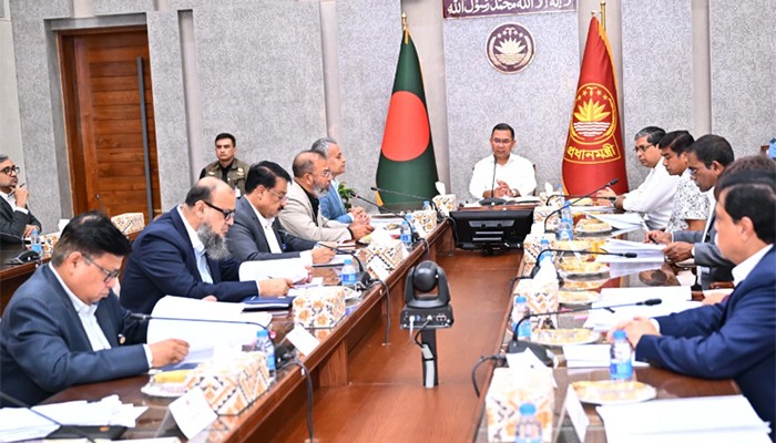 পলিথিন ও প্লাস্টিকের ব্যবহার বন্ধে কঠোর হওয়ার নির্দেশ প্রধানমন্ত্রীর