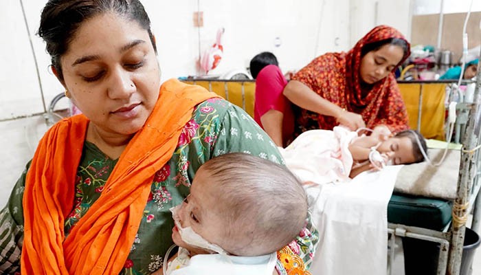 ​হাম উপসর্গে ২৪ ঘণ্টায় আরও তিন শিশুর মৃত্যু, মোট প্রাণহানি ৯২২