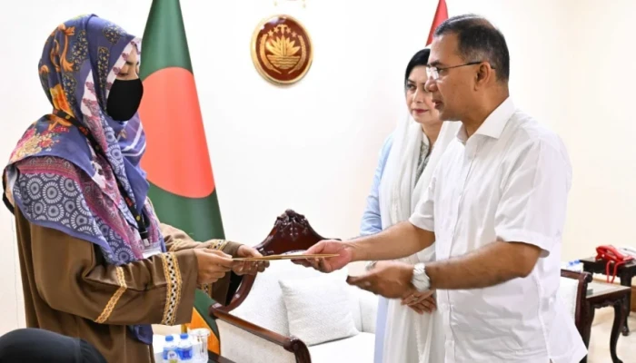 শহীদ সেনাসদস্যদের পরিবারকে সহায়তা দিলেন প্রধানমন্ত্রী