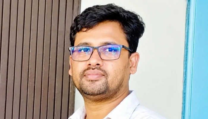 দুই বধু এক স্বামী, চলছে কাড়াকাড়ি