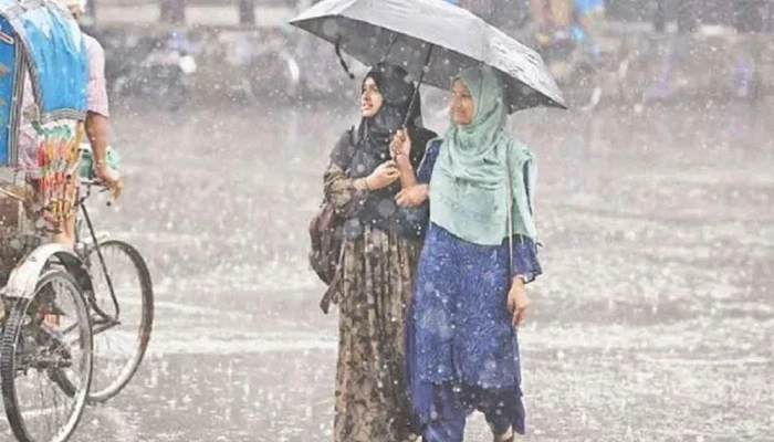 ২৫ জেলায় তাপপ্রবাহ, হতে পারে ভারি বর্ষণও