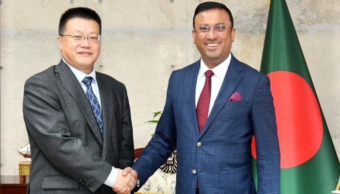 চীনের বিদায়ী রাষ্ট্রদূতের সঙ্গে পররাষ্ট্র প্রতিমন্ত্রীর সাক্ষাৎ