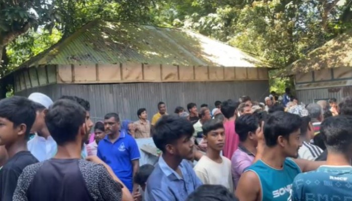 কুমিল্লায় মা ও ভাতিজিকে কুপিয়ে হত্যা, ভাবী হাসপাতালে
