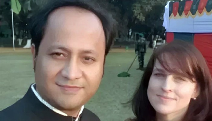 ​সাবেক মন্ত্রী নওফেলের স্ত্রী ইমা ক্লেয়ারের দেশত্যাগে নিষেধাজ্ঞা