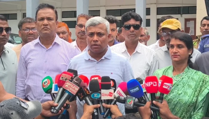 দেশে জ্বালানি তেলের দাম কখন কমবে, জানালেন প্রতিমন্ত্রী