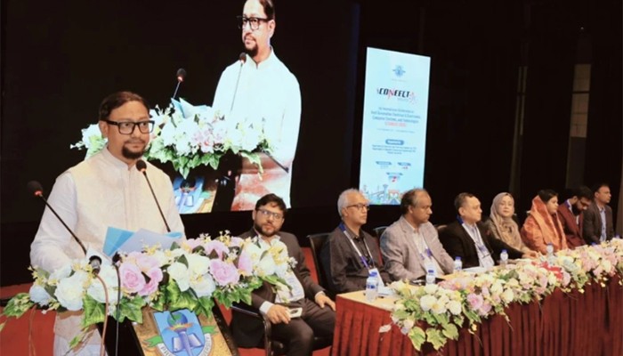 ​স্মার্ট চট্টগ্রাম গড়তে প্রযুক্তির ব্যবহার বাড়াচ্ছে সিটি কর্পোরেশন