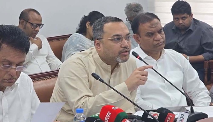এবার ১০০ গুণী শিক্ষককে সম্মাননা দেওয়ার সিদ্ধান্ত