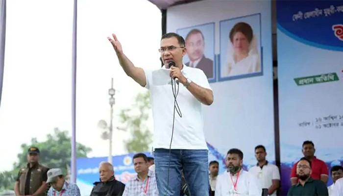 ​আগে নিজের ঘর সামলান, পরে অন্যদের নসিহত করুন: প্রধানমন্ত্রী