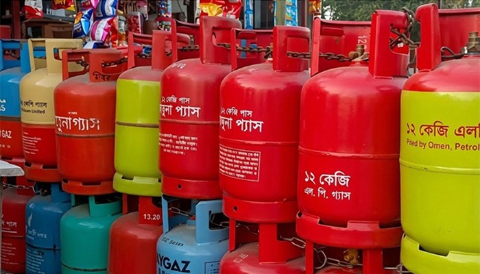​বেশি দামে গ্যাস সিলিন্ডার বিক্রি করলে শাস্তিমূলক ব্যবস্থা: লোয়াব