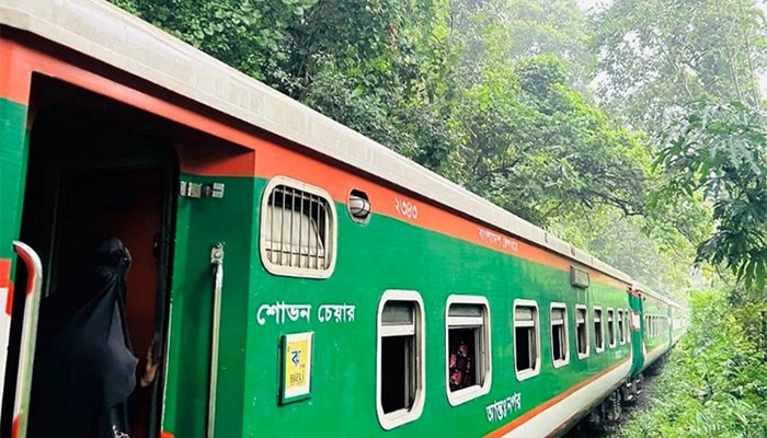 ​চার ঘণ্টা পর সিলেটের সঙ্গে ট্রেন চলাচল স্বাভাবিক