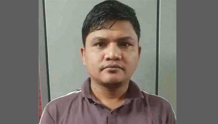 ​রাড্ডা কেন্দ্রে ভাঙচুর-লুটপাট, জাতীয়তাবাদী সাইবার দলের নেতা গ্রেপ্তার