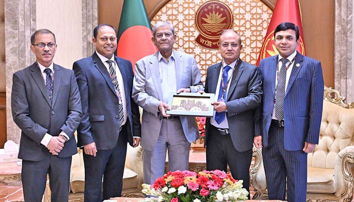 ঢাবিকে বিশ্বের শীর্ষস্থানীয় বিশ্ববিদ্যালয়ের কাতারে নিয়ে যাওয়ার আহ্বান রাষ্ট্রপতির