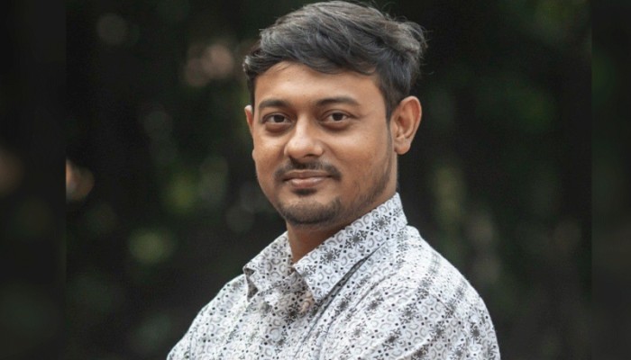 নাসীরুদ্দীন পাটওয়ারীর ওপর হামলা