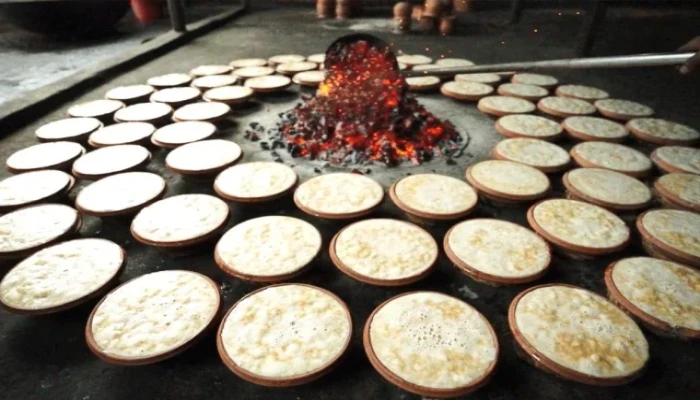 জৌলুস হারাচ্ছে বগুড়ার দই