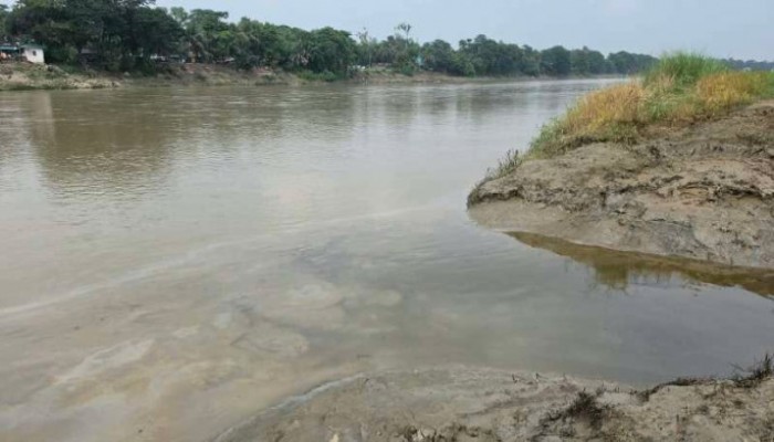 সাঙ্গু নদে বিদ্যুৎকেন্দ্রের পোড়া তেল