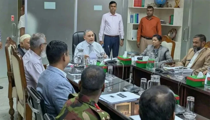 ইউপি ভোট নিয়ে বৈঠকে ইসি