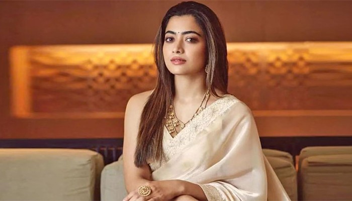 ​এক বছরের জন্য ৪০০ পরিবারের দায়িত্ব নিলেন রাশমিকা মান্দানা