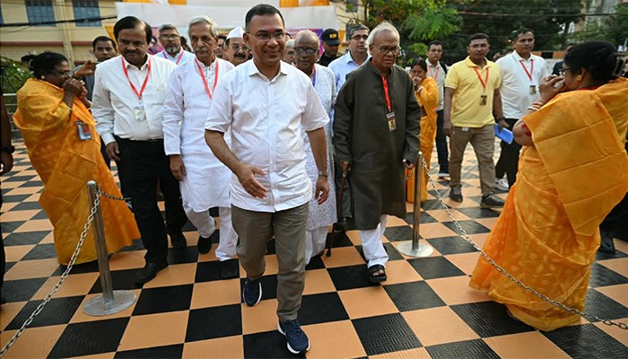 ​রাজশাহীর ধর্মসভা মন্দিরের পূজামণ্ডপ পরিদর্শন প্রধানমন্ত্রীর