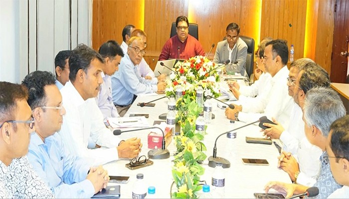 ​বরেন্দ্র অঞ্চলে গভীর নলকূপ সৌরবিদ্যুতে পরিচালনার নির্দেশনা