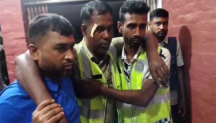 ​পুলিশকে পিটিয়ে মাদক মামলার আসামি ছিনতাই