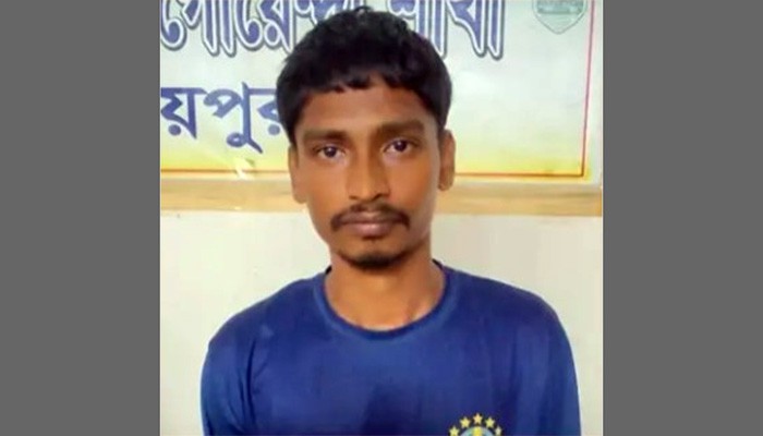 ​থানায় ঢুকে পুলিশ পেটানো যুবক জেল হাজতে