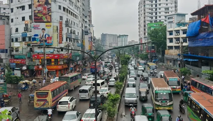 ঢাকার সড়কে শৃঙ্খলা ফেরাতে ৪ উদ্যোগ সরকারের