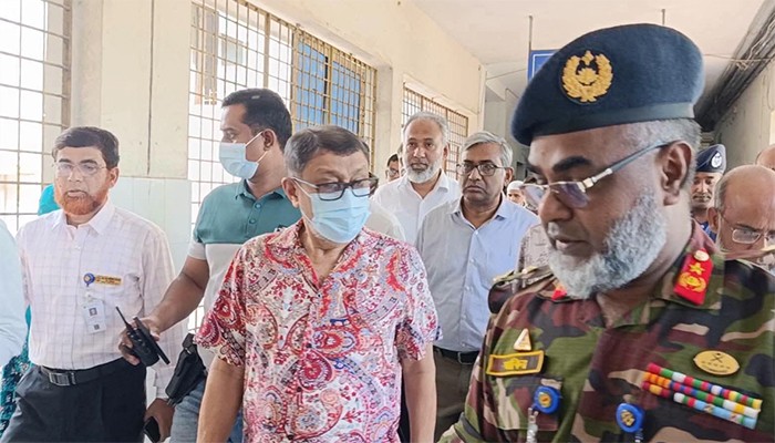 অনিয়ম- দুর্নীতি-ব্যবস্থাপনায় ক্ষুব্ধ স্বাস্থ্যমন্ত্রী, তদন্তের নির্দেশ