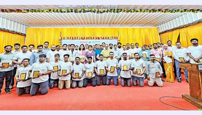 দুই বিভাগের ১৬ জেলার তিন শতাধিক শুভসংঘের বন্ধুর মিলনমেলা